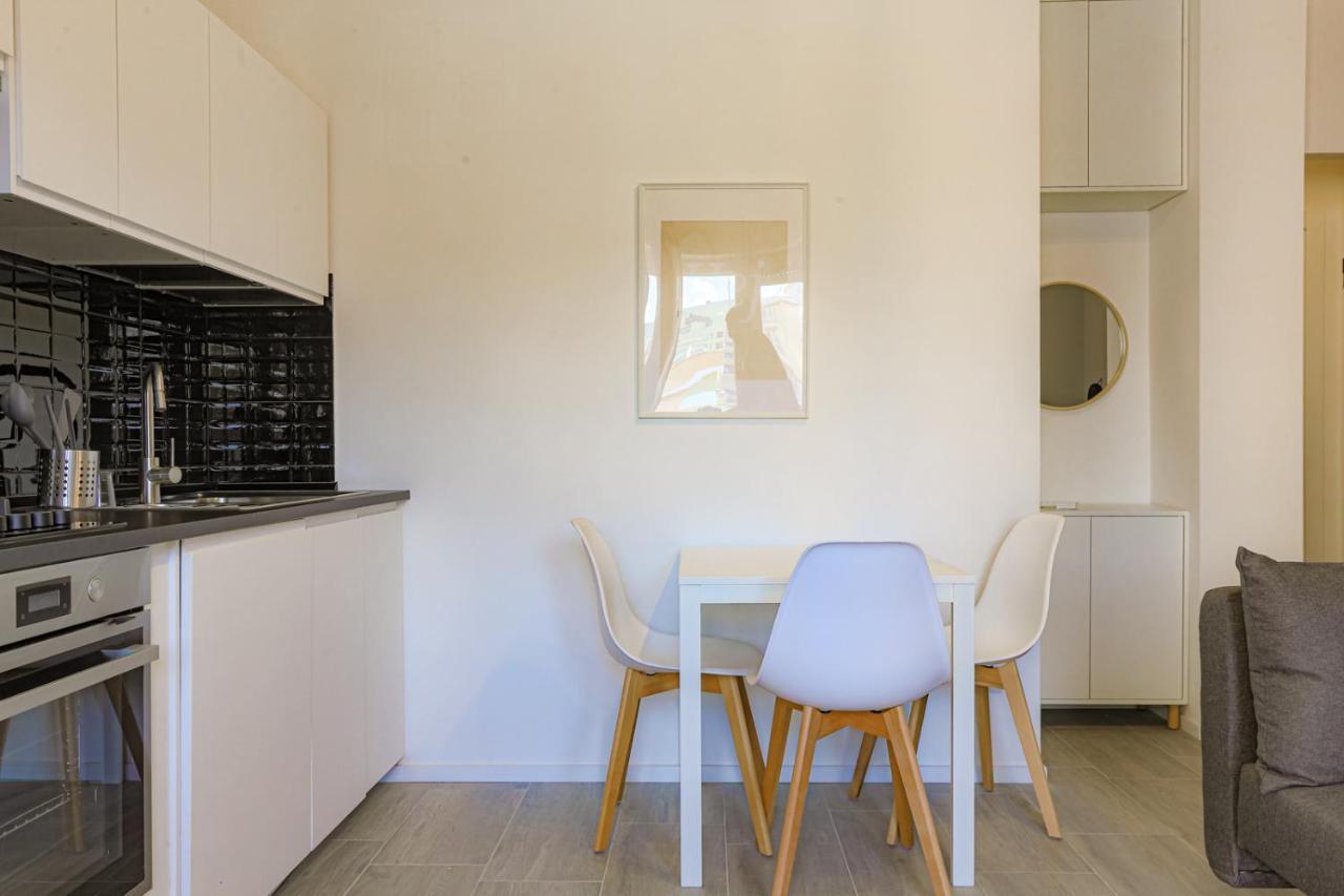 Tiburtina Flam Guest House Рим Экстерьер фото