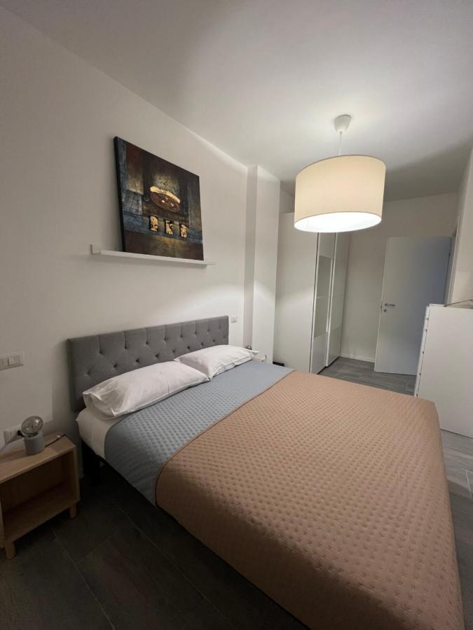 Tiburtina Flam Guest House Рим Экстерьер фото