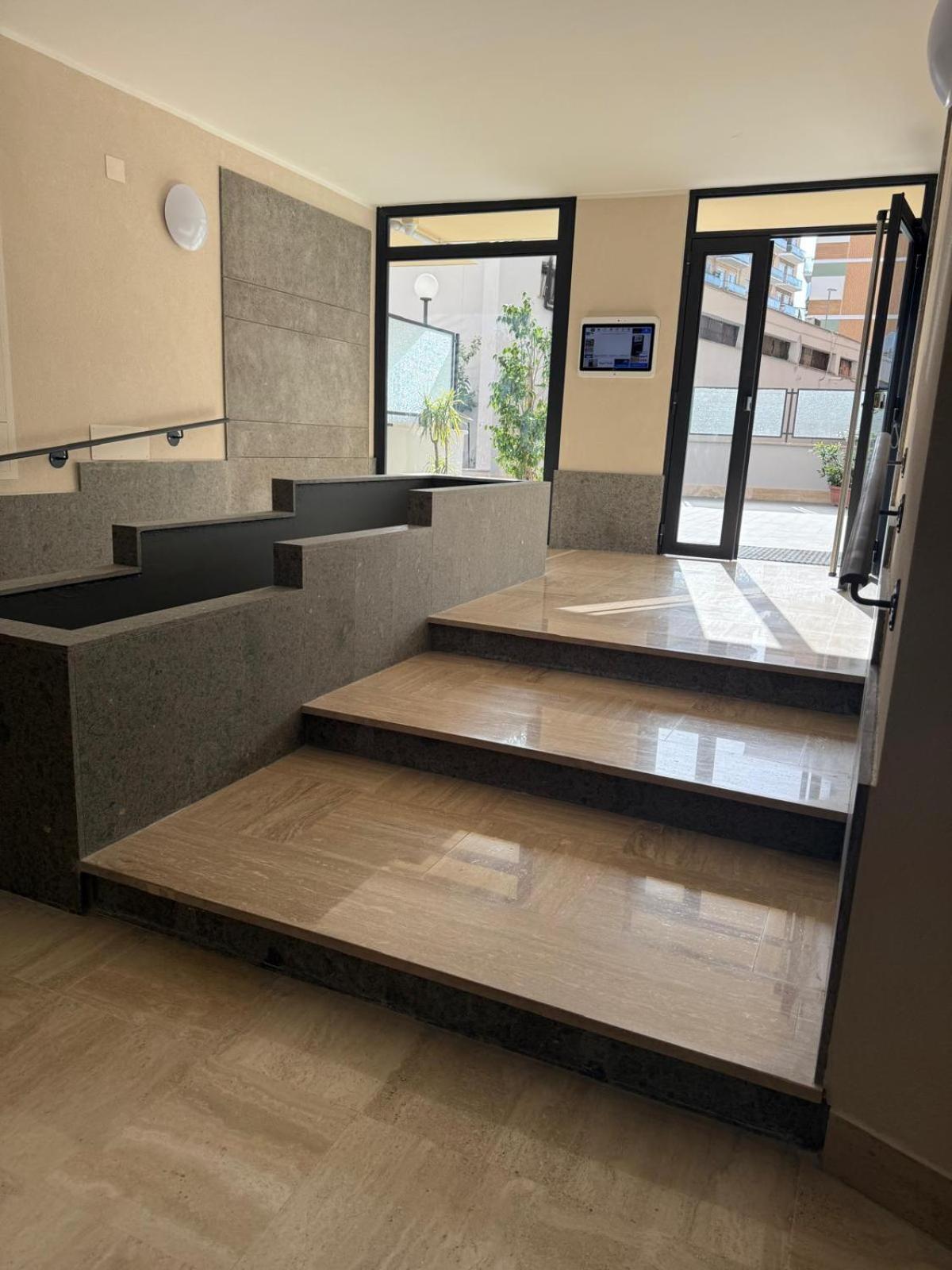 Tiburtina Flam Guest House Рим Экстерьер фото