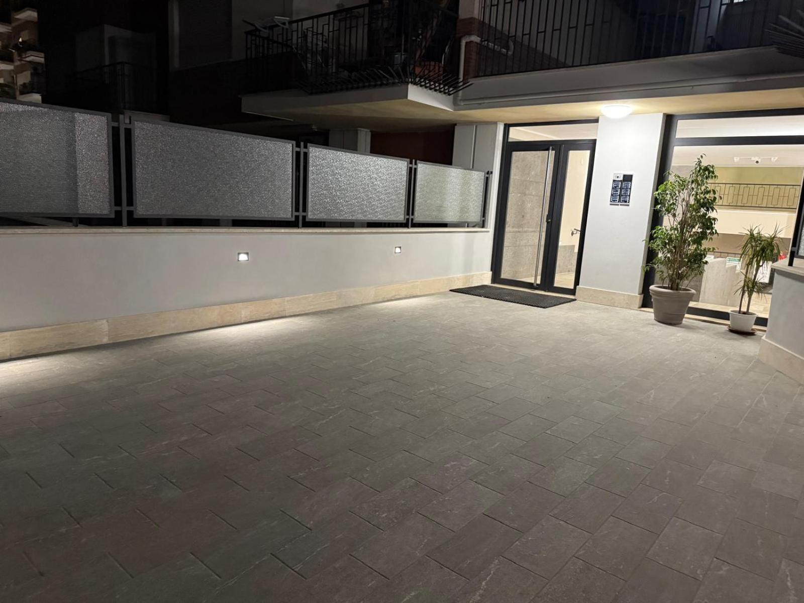 Tiburtina Flam Guest House Рим Экстерьер фото